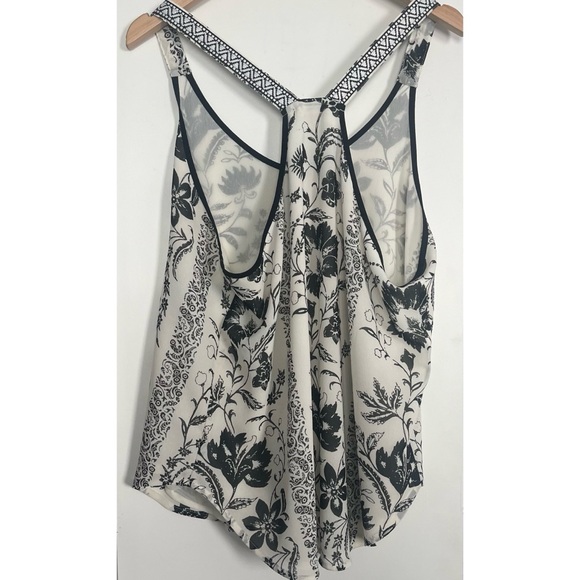 Lucky Brand Floral Tank Top - Picture 2 of 10